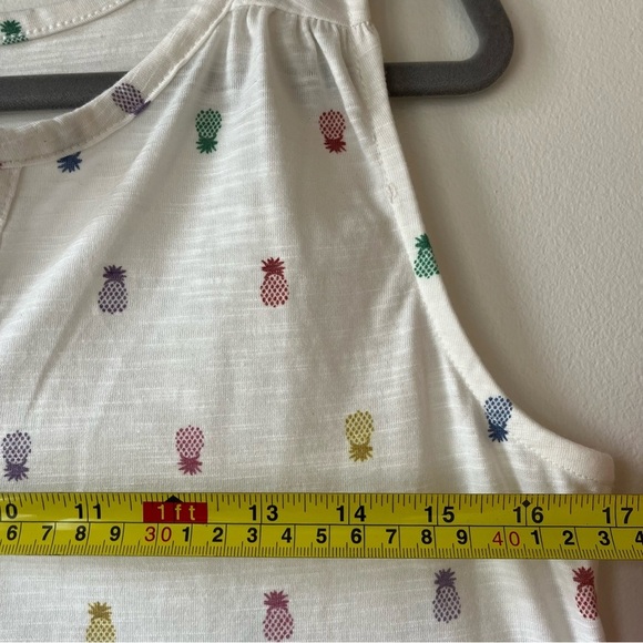 Ricki’s basics sleeveless pineapple print Henley tank top size small summer - Picture 9 of 11